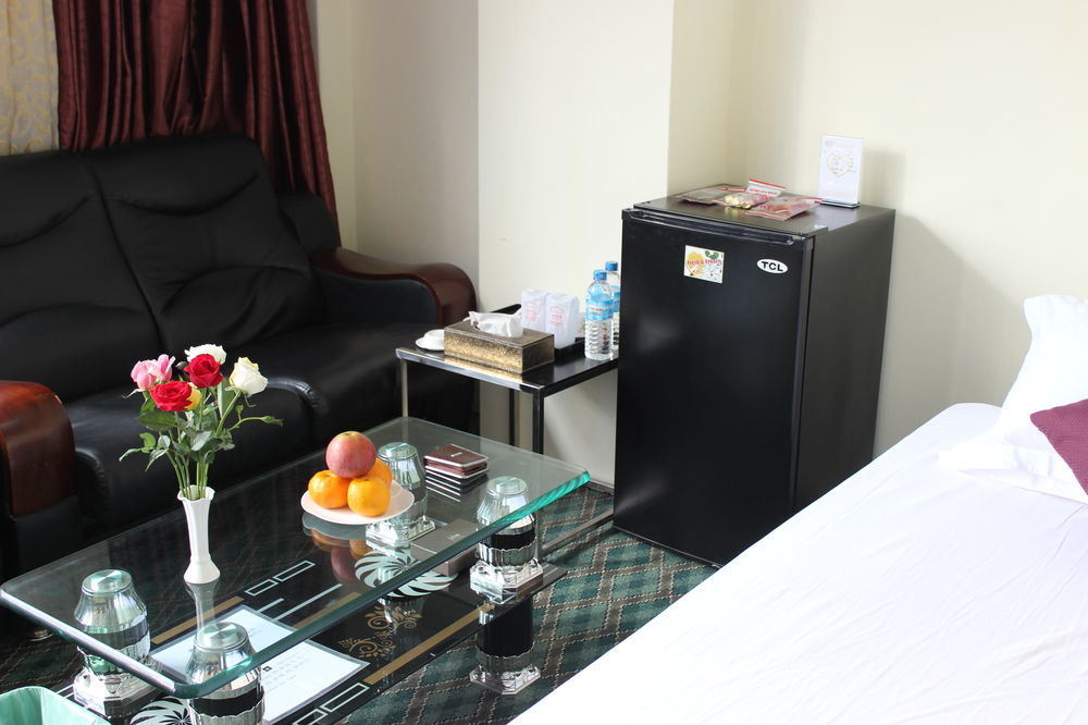 Yangon Good Time Hotel Dış mekan fotoğraf